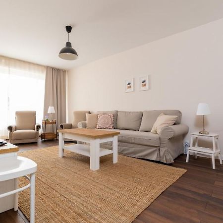 Homey 1-Bd Apartment 소피아 외부 사진
