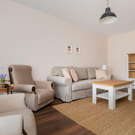 Homey 1-Bd Apartment 소피아 외부 사진