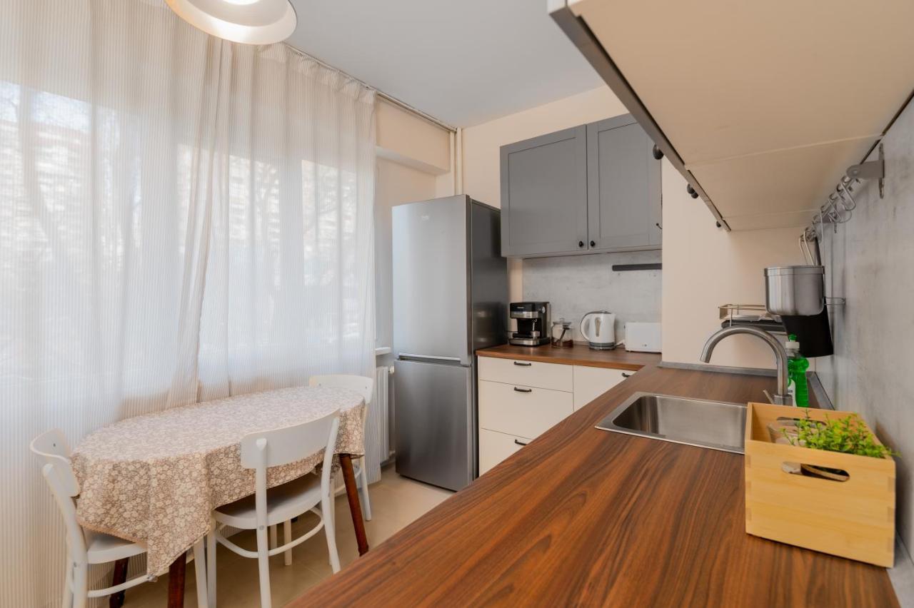Homey 1-Bd Apartment 소피아 외부 사진